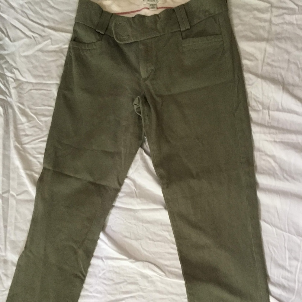 Capri pants
